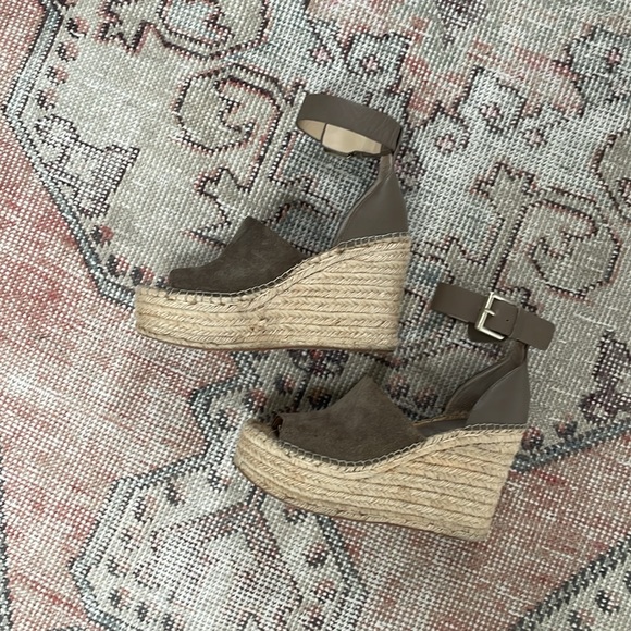 Marc Fisher Adalyn Wedges - Picture 4 of 8